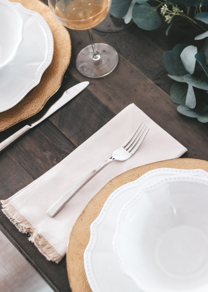 timeless fall thanksgiving tablescape 3
